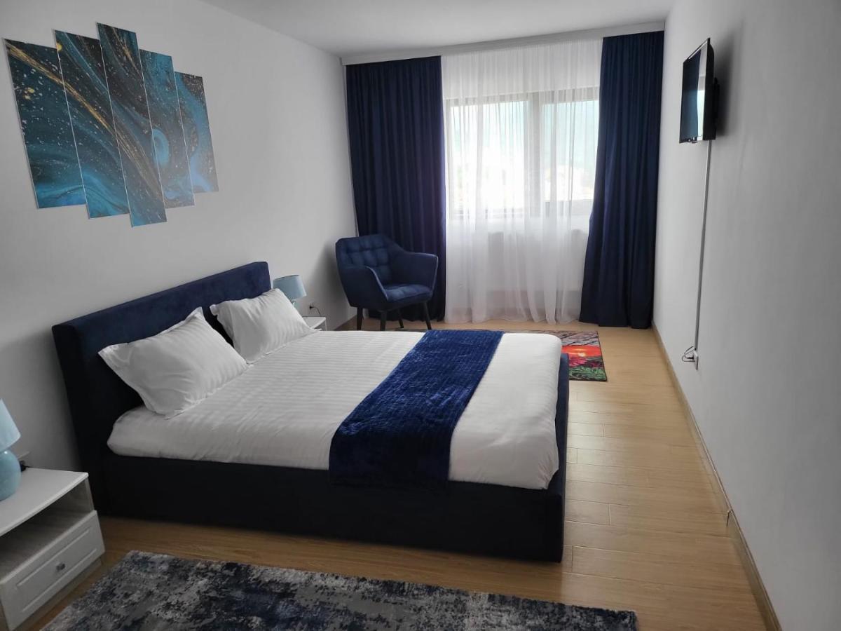 Bibis Apartments Nehoiu Esterno foto